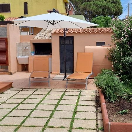 Sun Sea And Relax Villetta A Due Passi Dal Mare Solanas  Exterior photo